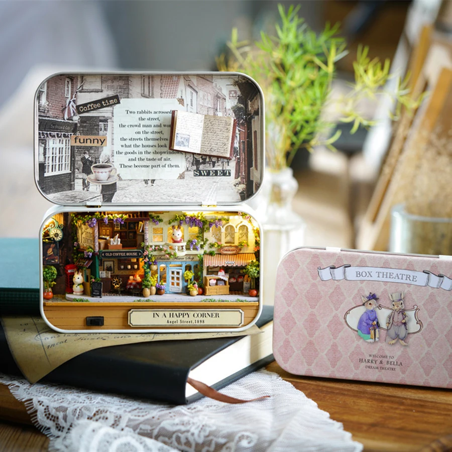 

Box Theatre DIY In A Happy Corner 3D Wooden Handmade Dollhouse Cute Mini Doll Houses Assemble Kids New Year Gift Room Box Toys