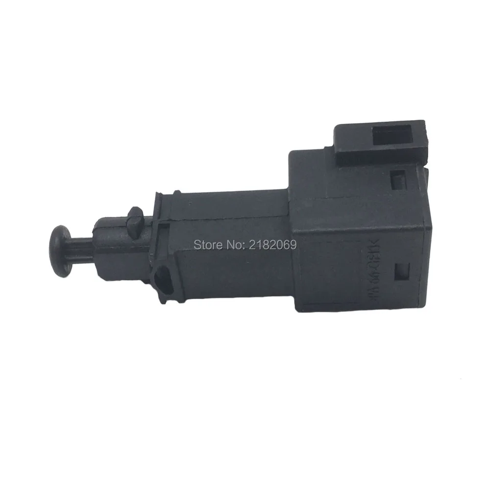 Brake Light Switch For VW Lupo Multivan Touareg SharanTransporter Golf