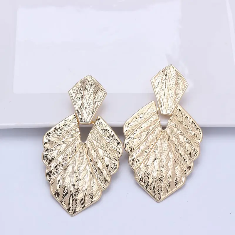 

Big Metal Leaf Statement Earrings 2019 Geometric Earrings for Women Luxury Bohemian Long Drop Dangle Earrings Metal EB157