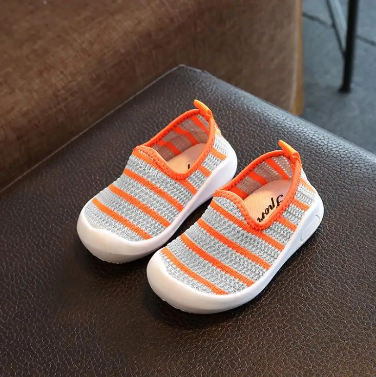 

2019 Summer Fashion Breathable Non-slip Boys Girls Ultralight Casual Shoes Indoor Toddler Shoes Soft bottom Sports Mesh Shoes