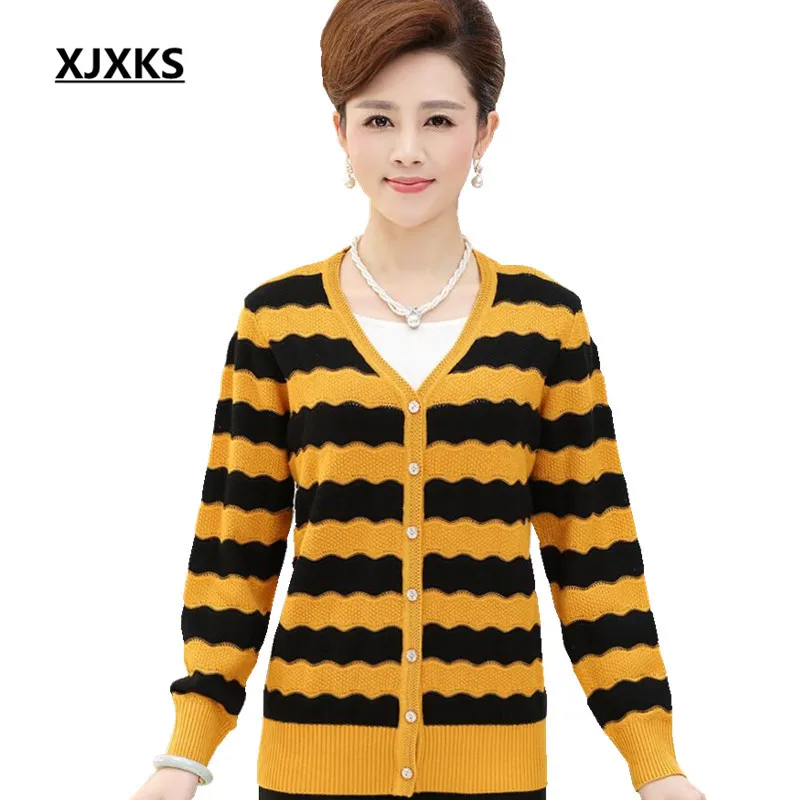 2017 Spring And Autumn New Knitted Cardigans Women V Neck Fashion Long Sleeve Female Casual Striped Cardigan 8018