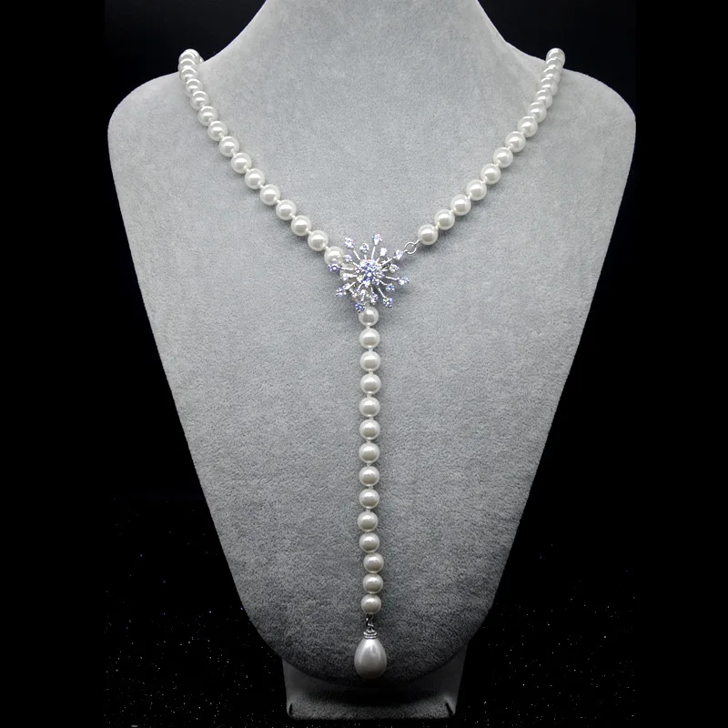 

Simple Elegant Long Pearl Necklace Statemnt AAA Zircon Snowflake Pendant Necklace