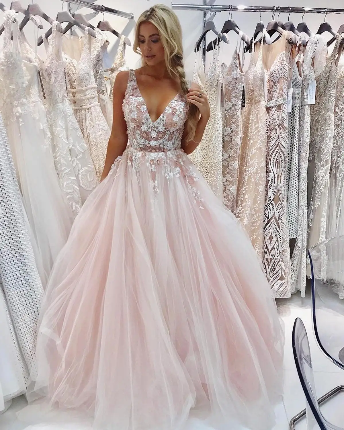 

Princess Elegant Long Formal Evening Dresses V Neck Tulle Plus Size Appliques Floor Lengt A Line Party Gowns
