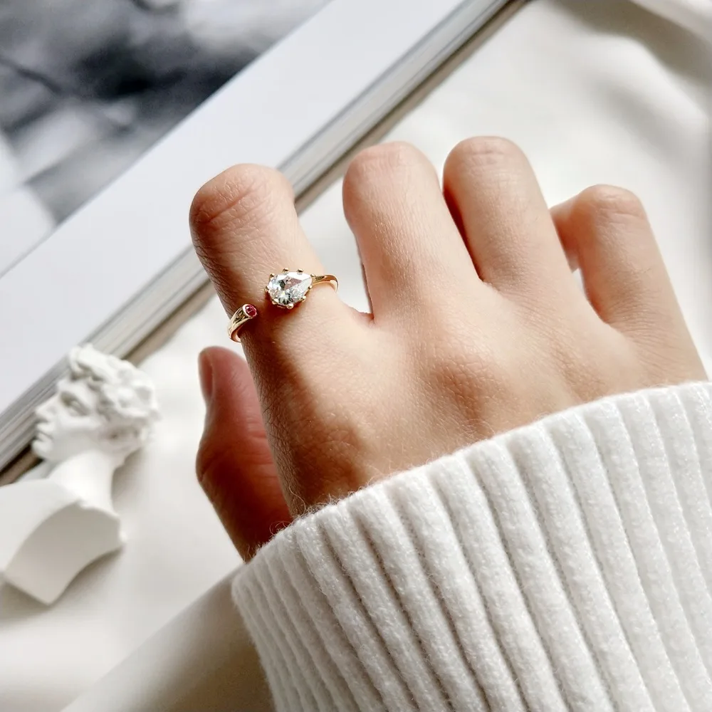 Дизайнерские циркониевые кольца, качественное чистое серебро 925 пробы, кольца с ажурным орнаментом, простой модный дизайн, очаровательные женские кольца, хорошее ювелирное изделие