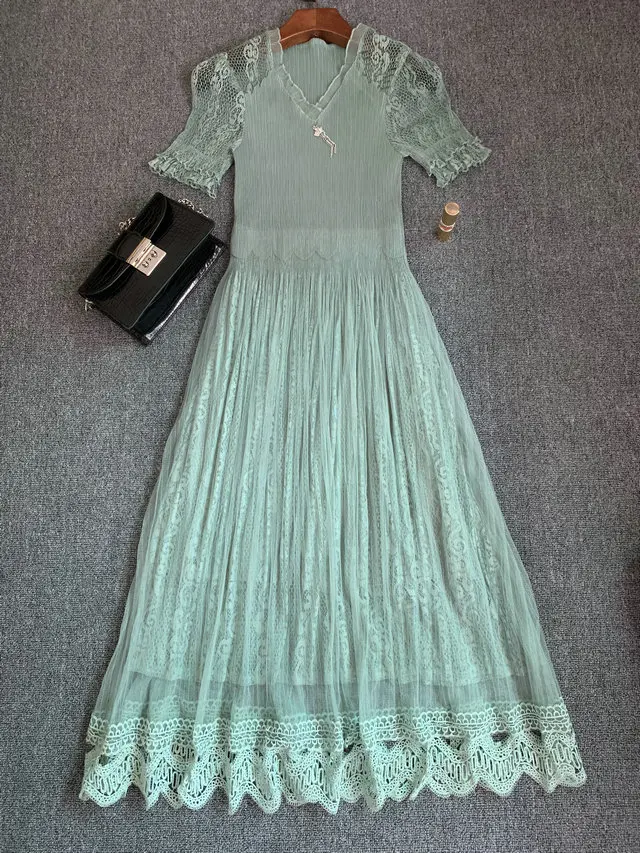 Original Design High-Quality Pleated Dress Sexy V-neck Pure Color Elastic Women's Slim Dress with Short Sleeves Pleated Dress
