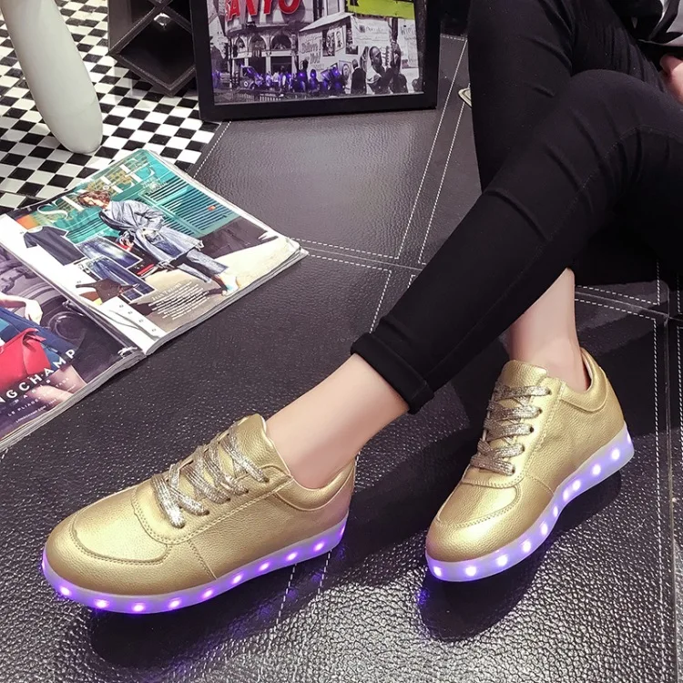 shoes light colour