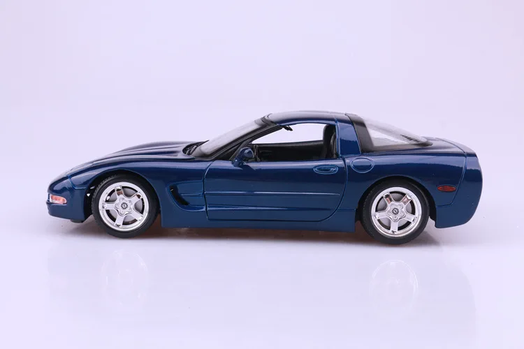 Коллекционная 1:18 Die-Cast Car Modles сплава моделирования Авто мобильные автомобиля Винтаж спортивный автомобиль mkd3 CORVETTE игрушки для детей