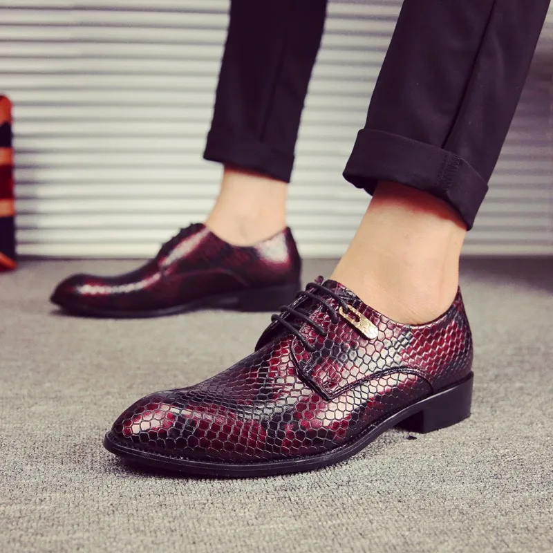 men footwear 2016 studs shoes luxury brand moccasins snake skin ballet flats glossy patent leather brogue oxford shoes for men (21)