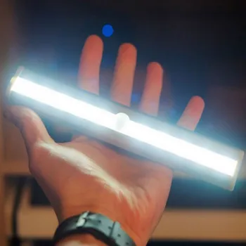 

Hot New infrared Motion Sensor Night Light 10 LED Wireless LED Closet Lights 4* AAA Battery Wardrobe Lights High Quality