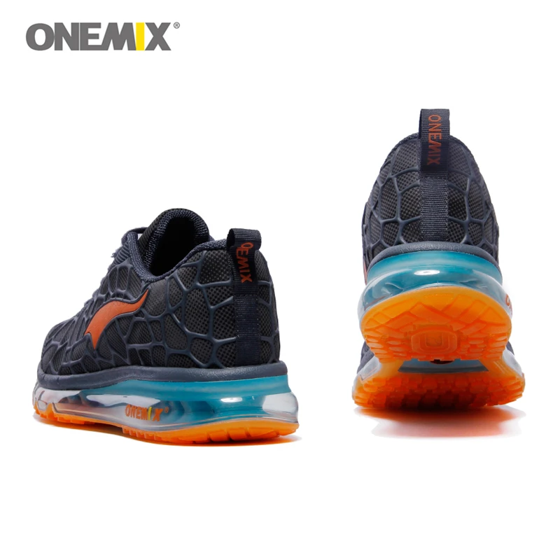 Мужские спортивные кроссовки Onemix для бега с подушкой черные тренировок Мужская