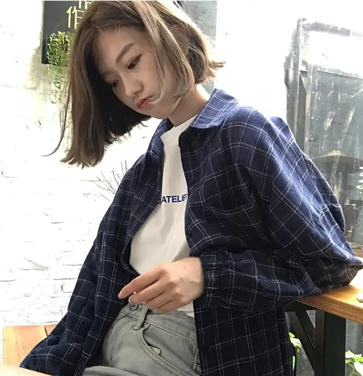 

Lattice Women Autumn new Korean wild retro bf wind loose long-sleeved shirt