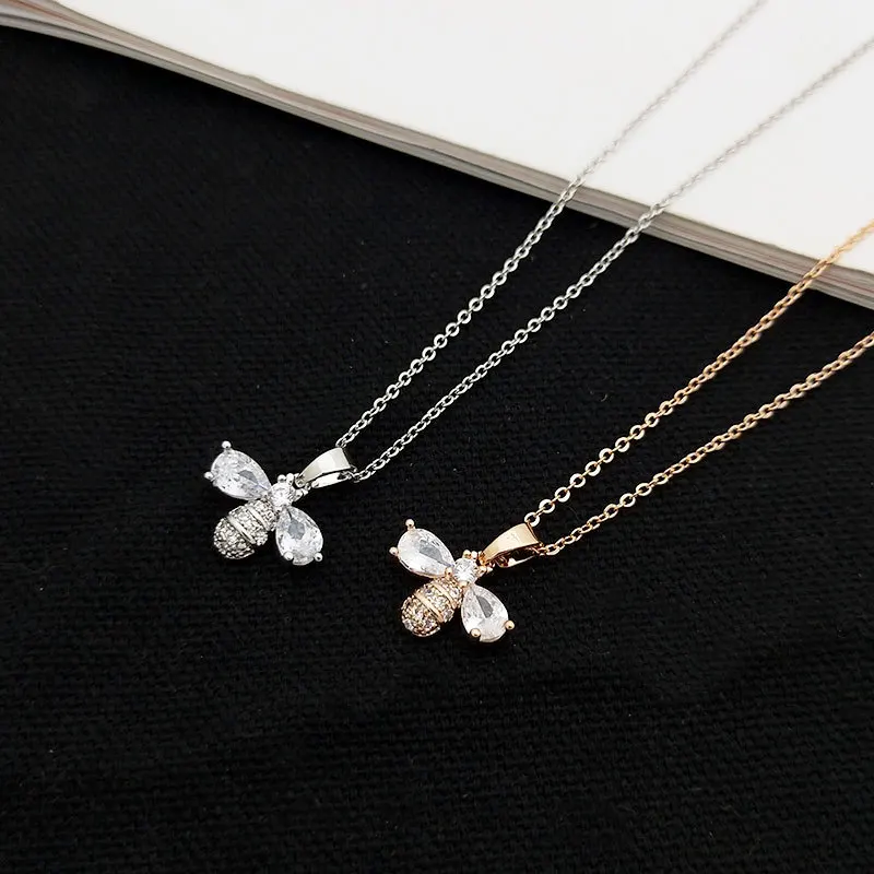 

Fashion Thin O-Chain Micro inlay Zircon Littie Bee Pendant Necklace Women Exquisite Rose Gold/Silver Pendants & Necklaces