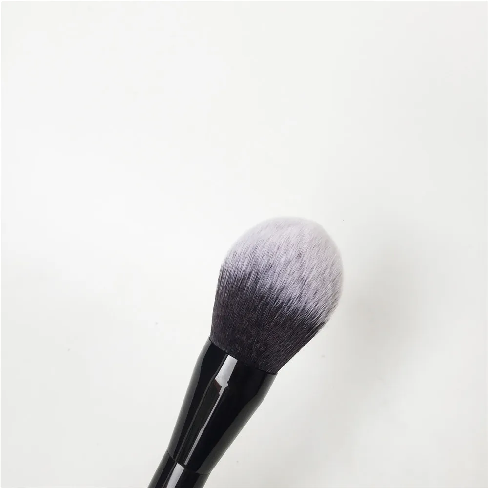 My Destiny The Bronze Bronzer Brush _ 4