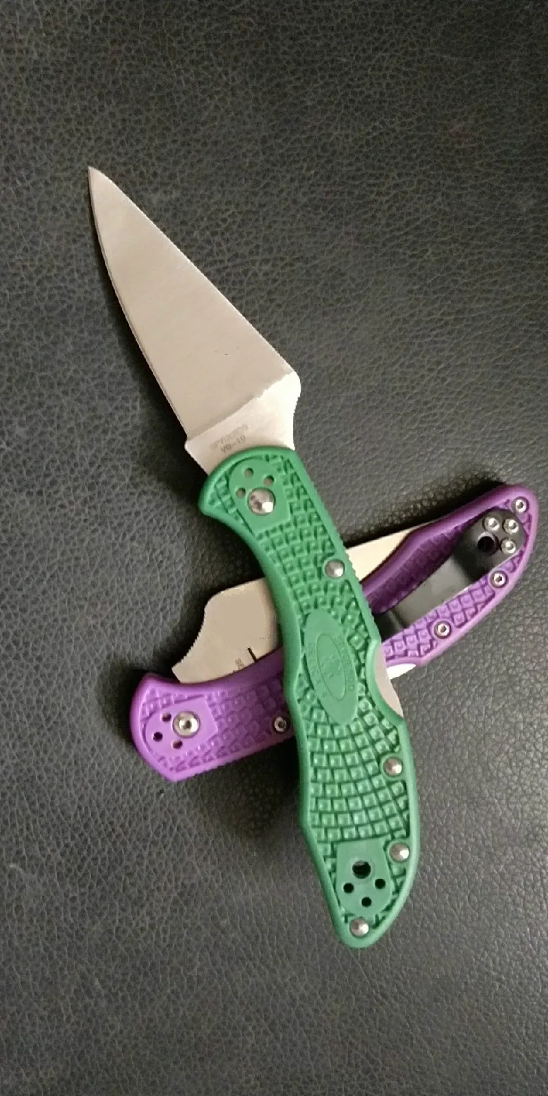 C11 VG-10 blade FRN nylon carbon fiber handle outdoor camping Hunting knives Survival Tactical pocket folding Knife CNC tool EDC C11 VG-10 blade FRN nylon carbon fiber handle outdoor camping Hunting knives Survival Tactical pocket folding Knife CNC tool EDC