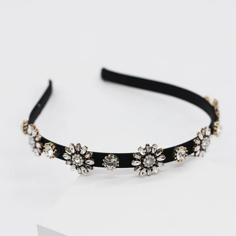 Baroque simple small particle geometry rhinestone pearl dance street shooting leisure travel headband 952 - Окраска металла: 2