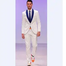 Индивидуальный заказ женихов Для мужчин шаль Королевский синий нагрудные Жених Смокинги для женихов цвета слоновой кости Для мужчин Костюмы Свадебные Best человек(куртка+ Брюки для девочек