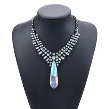Luxury Flash Teardrop-shaped Crystal Pendant Chokers Necklaces Short Clavicle Necklace Exaggerated Female Fashion flash shaped pendant chain necklace