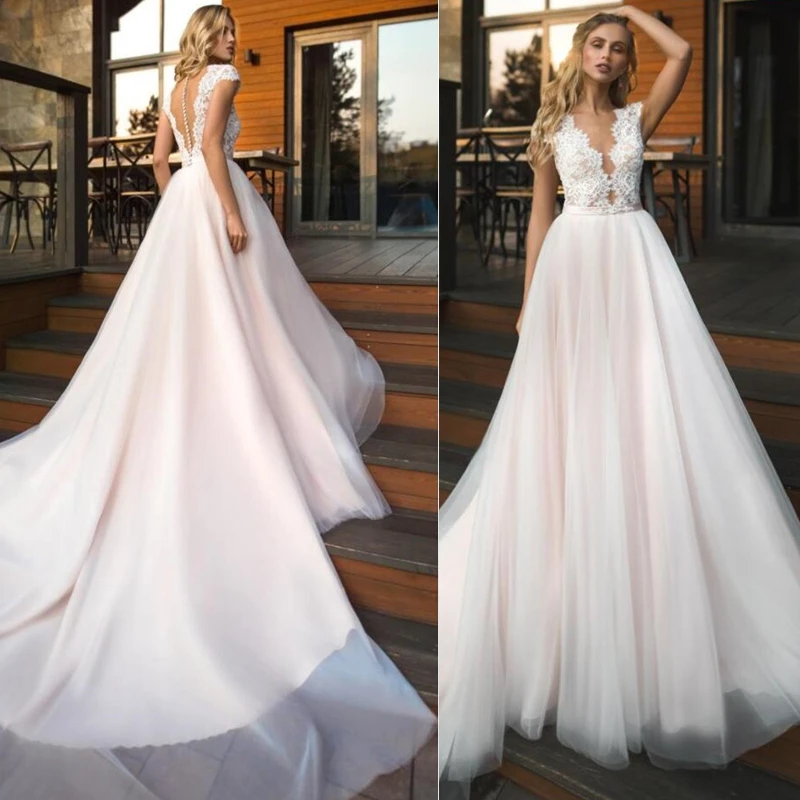 

Luxury Tulle Jewel Neckline A Line Wedding Dresses with Lace Appliques Handmade Bridal Gowns Back Button Wedding Gown