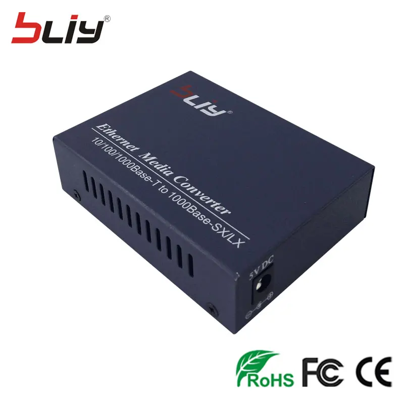 Fiber Optical Communication Equipment 10/100/1000Mbps Media Converter Fast Ethernet fiber optic transceiver SC port 20KM ftth Fiber Optical Communication Equipment 10/100/1000Mbps Media Converter Fast Ethernet fiber optic transceiver SC port 20KM ftth