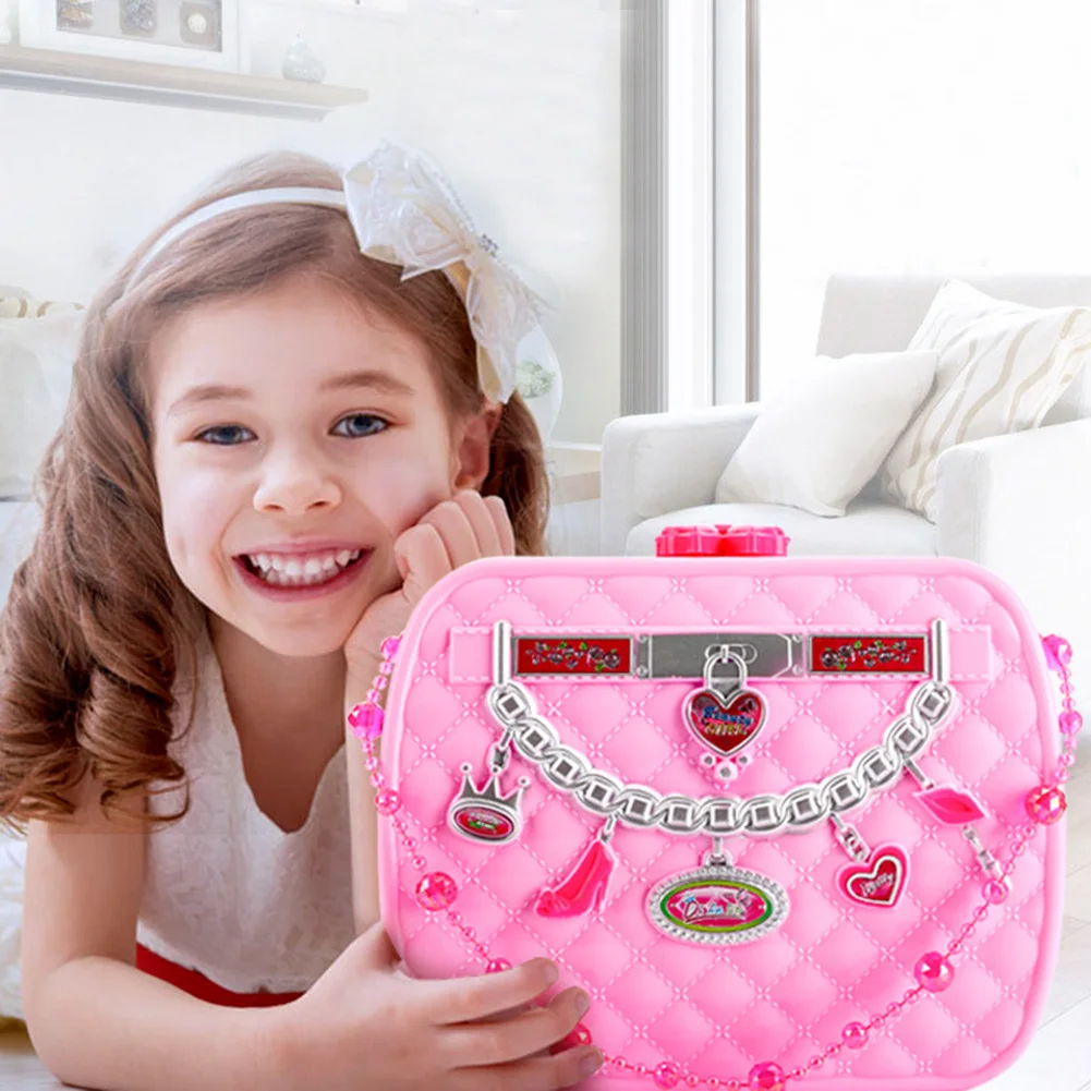 

2019 Toy Cute Pudding Children's Dream Makeup Exquisite Handbag Set Portable Girl Cosmetic Princess Toy Safe Non-toxic Toy