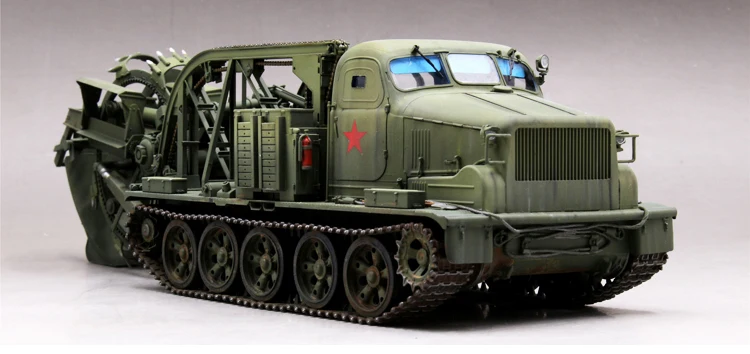 TRUMPETER 09502 1/35 масштаб BTM-3 высокоскоростной траншеи копания автомобиля пластиковая модель строительный комплект