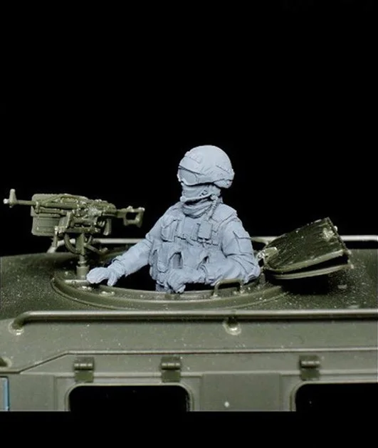

1/35 Scale Unpainted Resin figure Tiger armored vehicles Marines