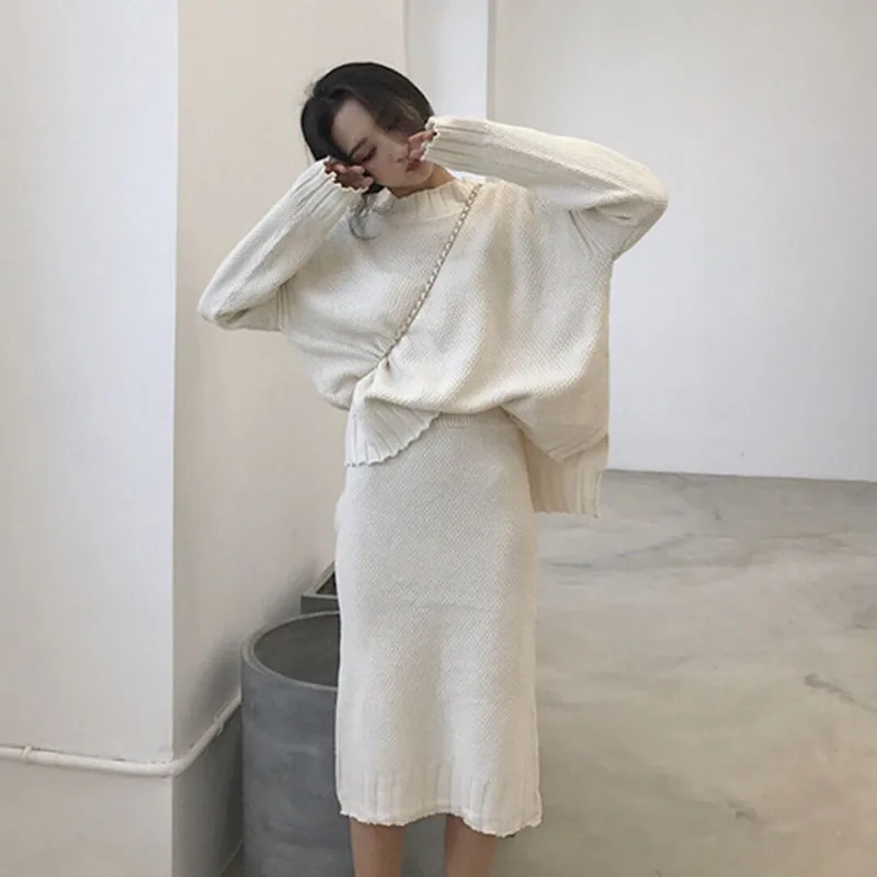 

2019 Autumn Winter Korean Two Piece Set Women Style Casual Oversized Pullover Knit Long Skirt Suit Black Beige conjunto feminino