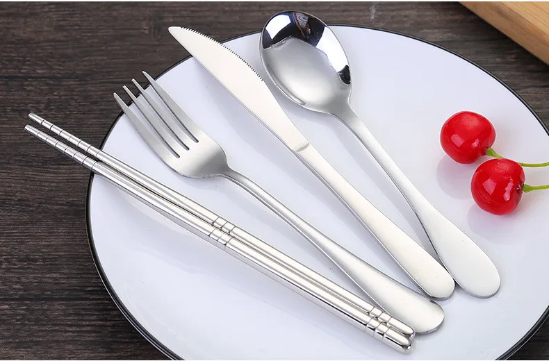 9416590028_1538885810