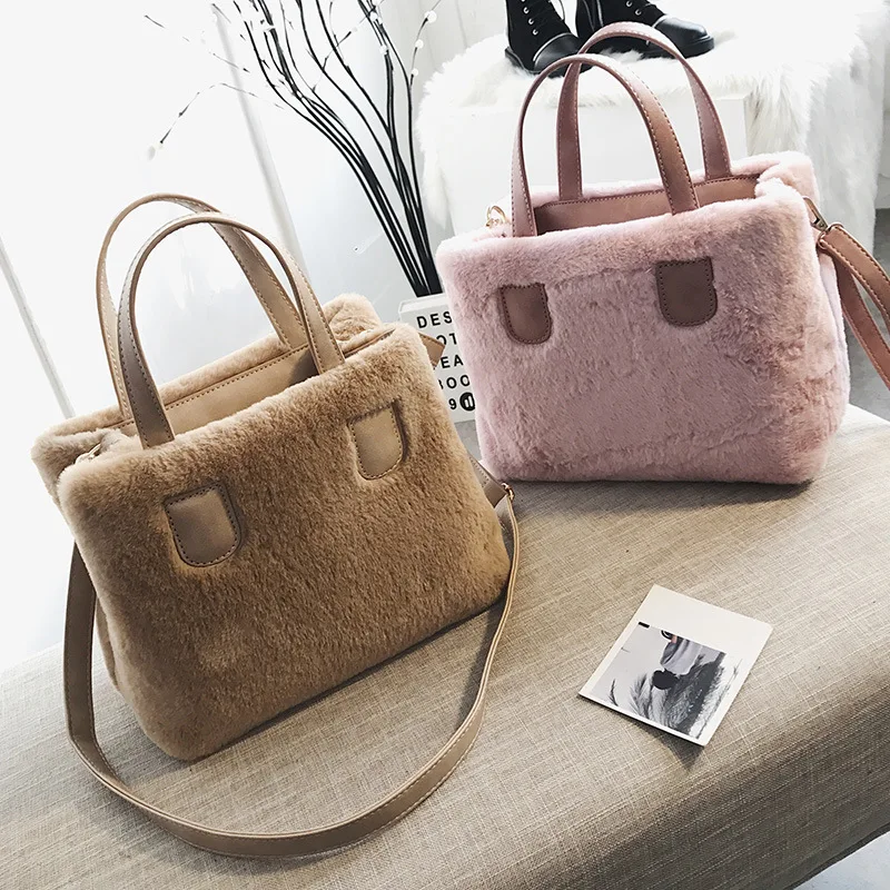 

European style Fashion New Women's Tote bag 2018 Winter Quality Soft Plush Women Handbags Fur Chain Big Women bag Shoulder Bags