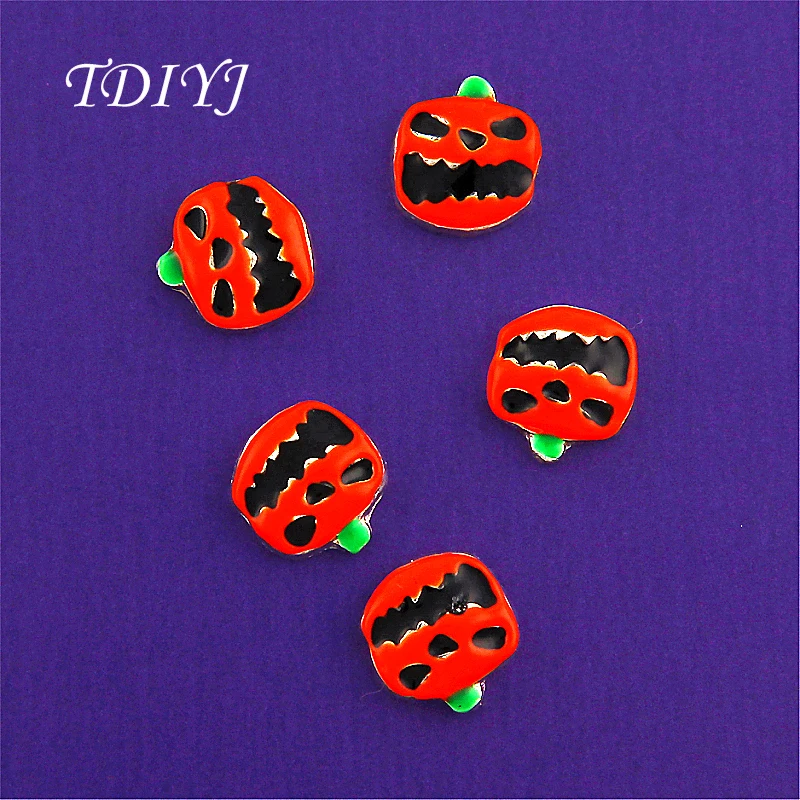 

TDIYJ 20pcs Hot Sale Happy Halloween Pumpkin Head Floating Charms for Glass Memory Locket as Gifts for Halloween