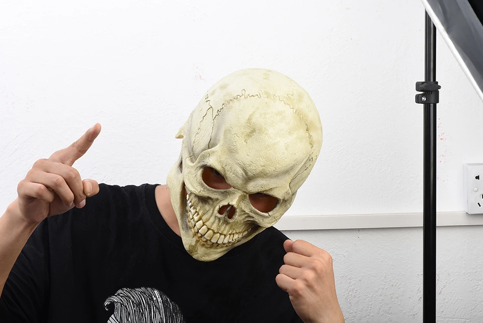 Мем маска череп. Металлическая маска череп. Как сделать маску призрачного гонщика из картона. Мем маска череп. Бандит 1200 маска черепа.