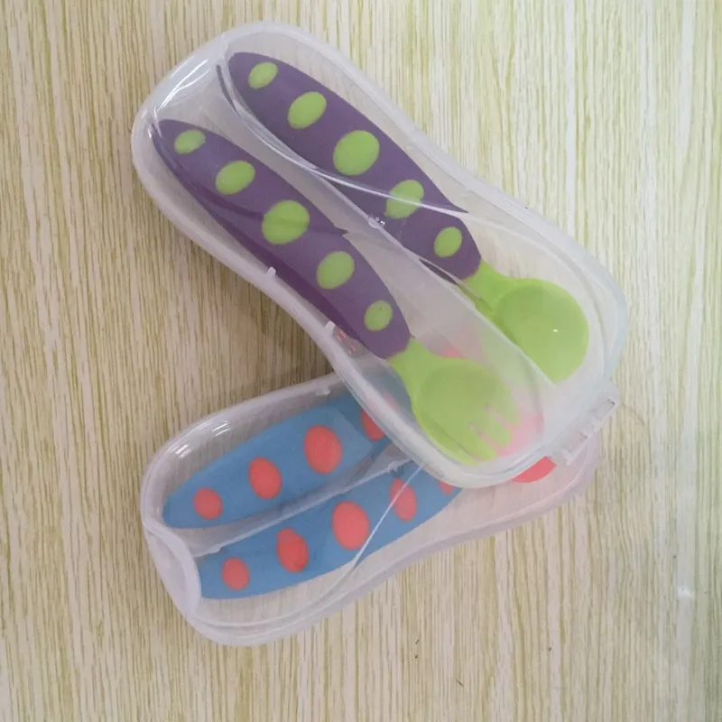 Новая красочная ложка для малышей ложка для кормления ребенка вилка ручка из термопластического эластомера посуда 2 цвета с коробкой