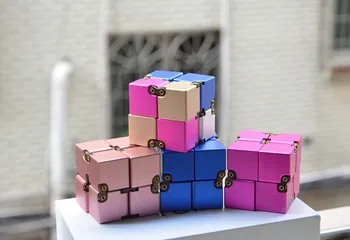 

magic cube of the infinite square Decompression limitless Cube Aluminium alloy decompression Toys