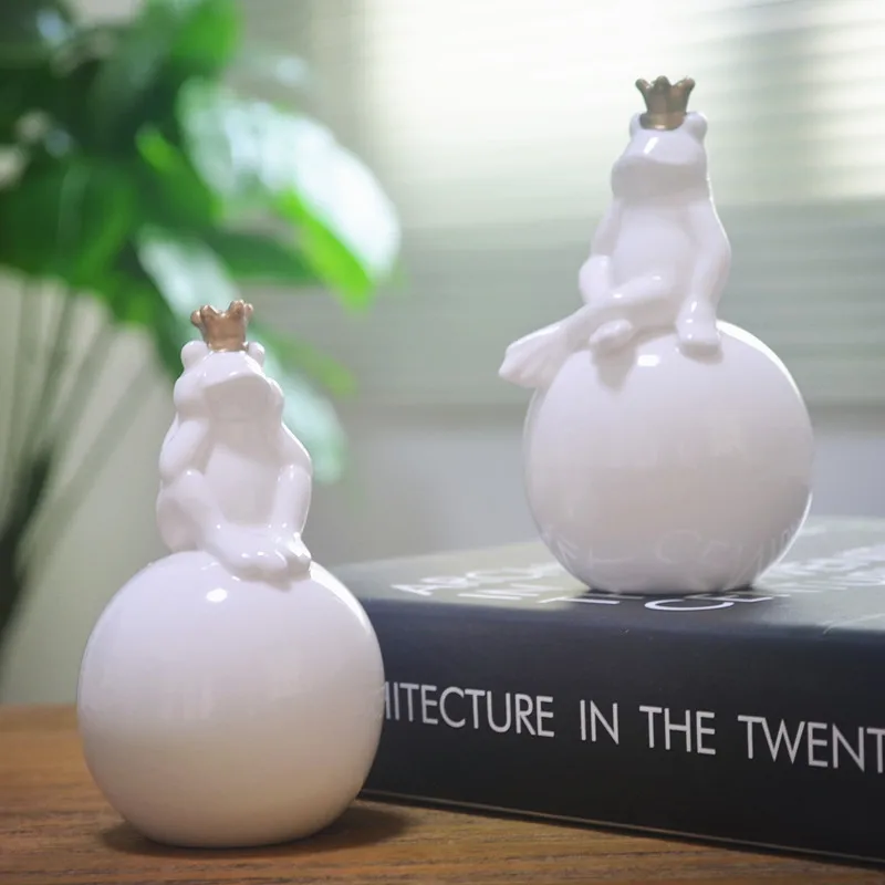 white ceramic Frog prince toad statue lucky home decor crafts room