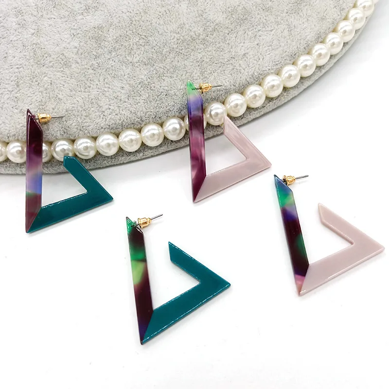 

2019 Aretes Brincos Style Han Guodong Door Small And Pure Fresh Colour Triangle Acetic Acid Earring Ornaments Joker Earrings