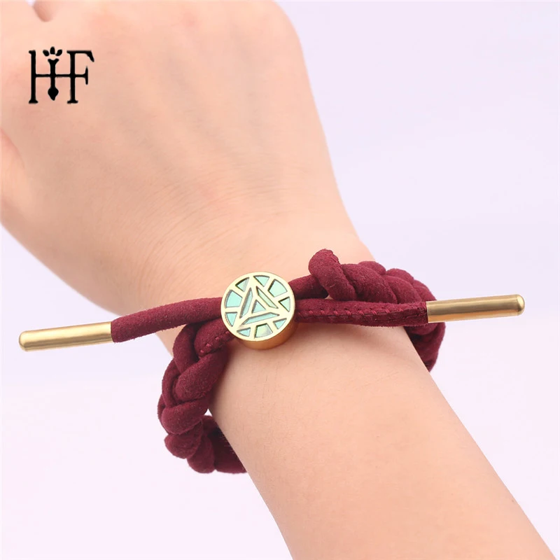 

Vintage Marvel Bracelet Men The Avengers 4 Iron Man Arc Reactor Hand Weave Braided Bracelets for Women Cosplay Jewellery