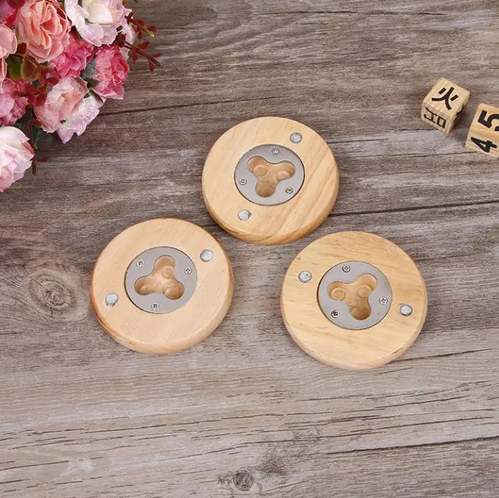 

Latest Wooden Round Shape Bottle Opener Coaster Fridge Magnet Decoration Beer Bottle Opener With Your Logo SN1320