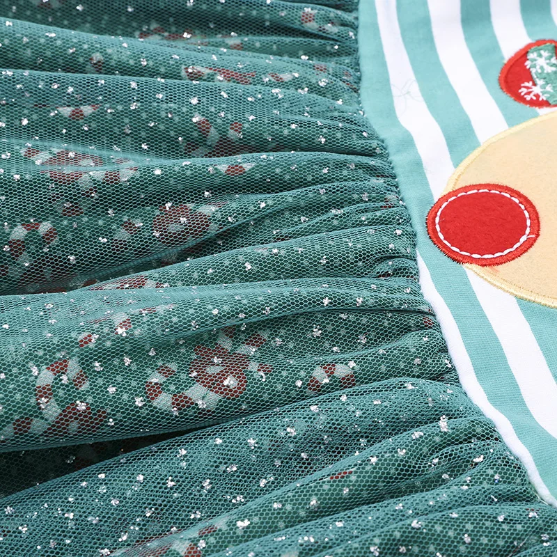 4588711766_1237798930