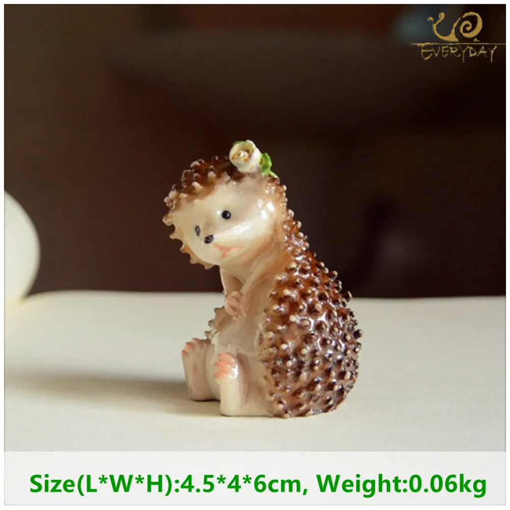  EVERYDAY COLLECTION Lovely Fairy Garden Miniatures Resin Hedgehog Figurine for Adults Child Office 