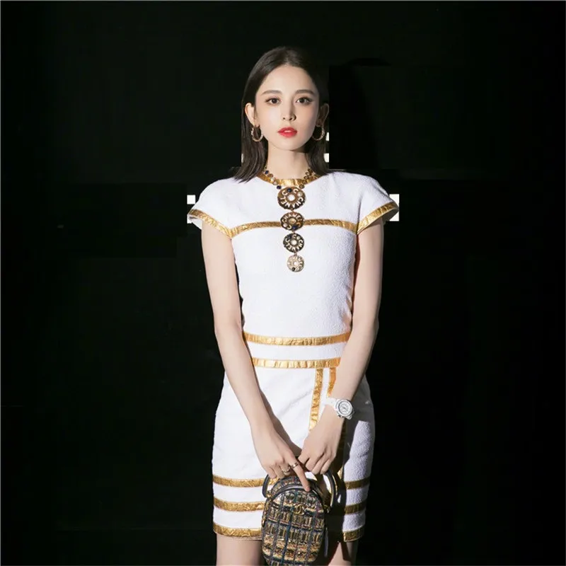

Luxury Gold Striped Patchwork Fashion Short Dresses O-neck Short Sleeve High Quality Straight Dress Clothes Women 2019 Summer