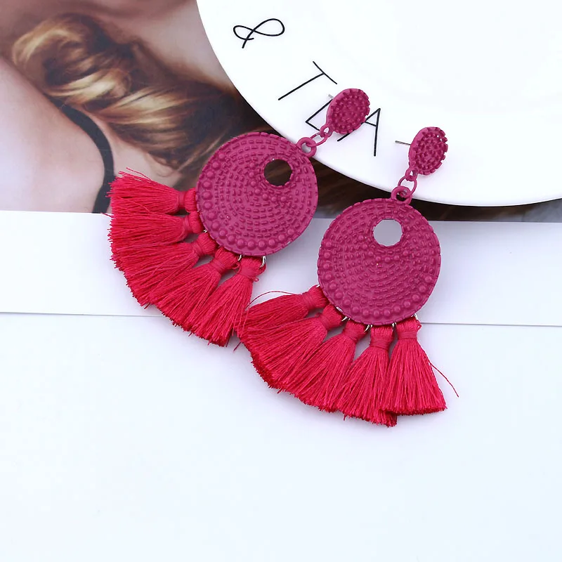 

QTWINDY Bohemian Big Tassel Earrings 2019 Fashion Handmade Earrings Statement Silk Fabric Drop Dangle Earrings for Women Jewelry