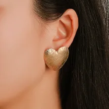 Novos Brincos de Coração Pêssego Coração Anel de Orelha Conjunto das Mulheres Populares Brincos de Ouro Brincos Para Mulheres Brincos Moda Jóias Por Atacado(China)