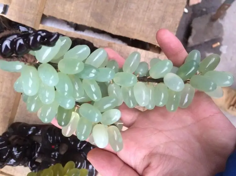 Chinese natural jade ornaments jade fine jade ornaments genuine jade