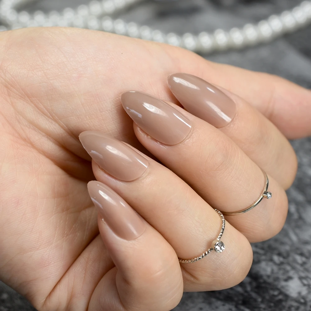

Pure Brown Candy Nail Art Tips Medium Almond Design Kit Stiletto Sharp Press On Nails for Women Wear Fake Nail Accessories P57P
