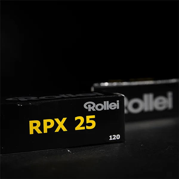 Rolli RPX 25 ISO черная и белая пленка, Размер 120