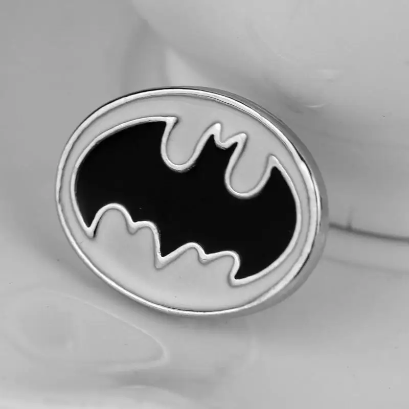 Модная брошь супергероя Бэтмена DC Comics черная эмалированная металлическая значок
