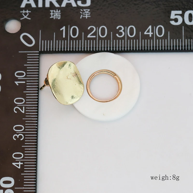 401