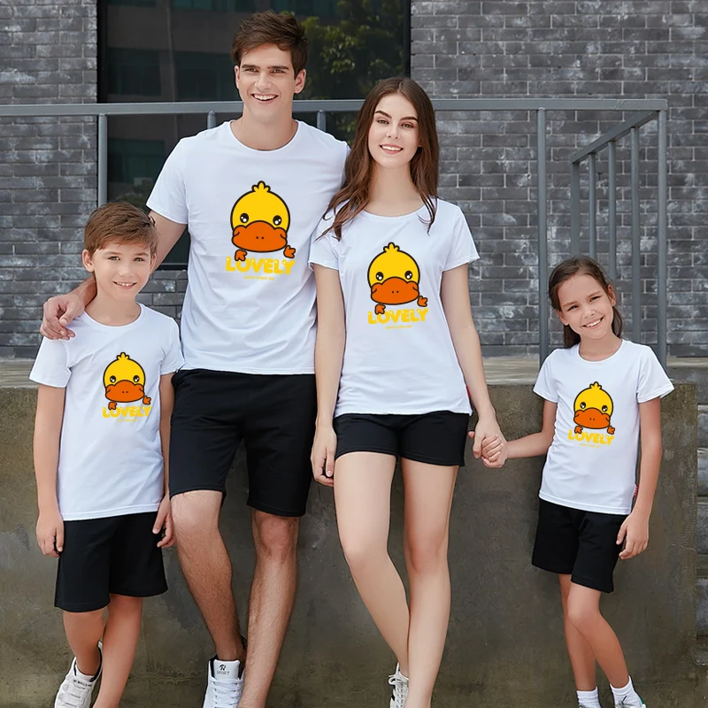 Одинаковая одежда для семьи Fmily Look папы мамы сына и дочки футболка мама папа я