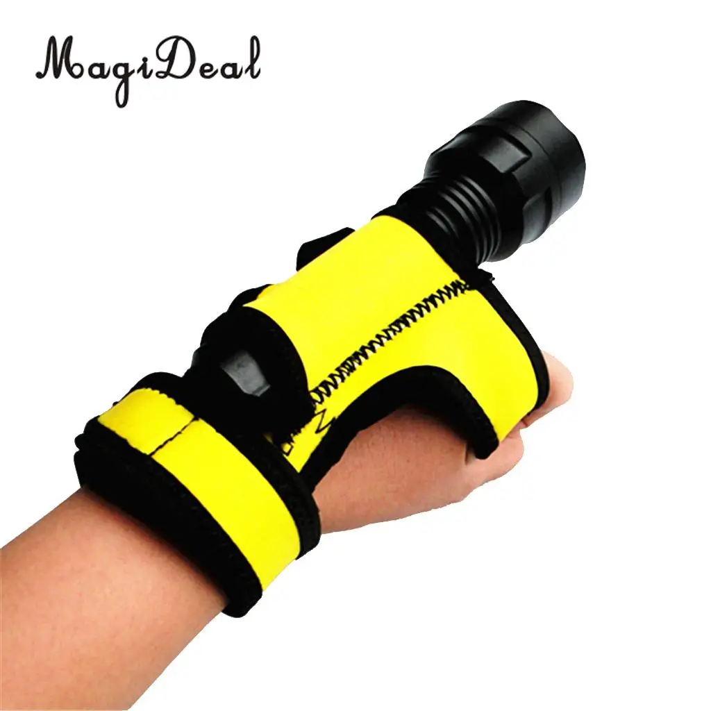 MagiDeal 3mm Neoprene Hand Free Flashlight Light Holder Glove Scuba Diving Dive Underwater LED Torch Mount Holster Equipment