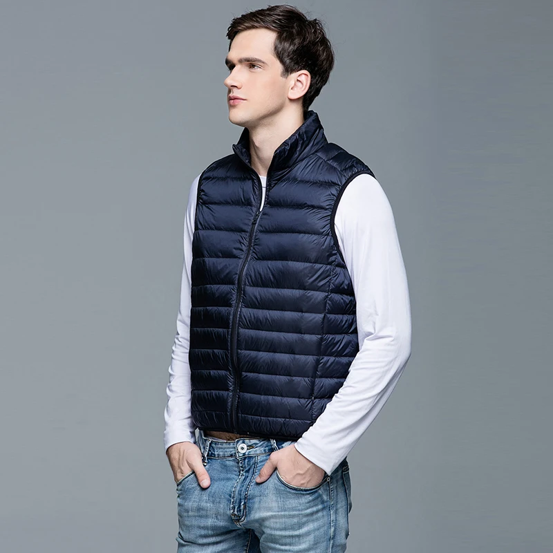 

2019 Winter Fashion Brand Ultra Light Sleeveless Duck Down Jackets Men Vest Streetwear Feather Coats Packable Warm Men Clothes